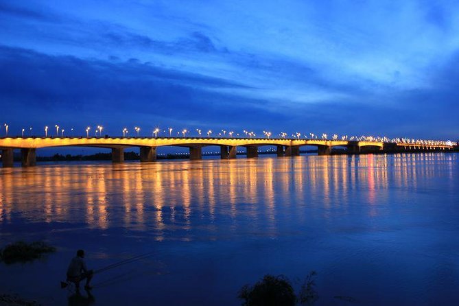 1-Day Harbin Private Tour - Sun Island (Tai Yang Dao) for scenery, walks, and ice gallery time
