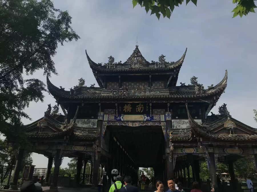 1-Day Mount Qingcheng and Dujiangyan Irrigation System Tour - Dujiangyan Ancient Irrigation System: engineering that shaped daily life
