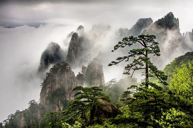 1-Day Mt. Huangshan Tour with Optional Hongcun & Xidi Village - Price and value: what you actually get for $127
