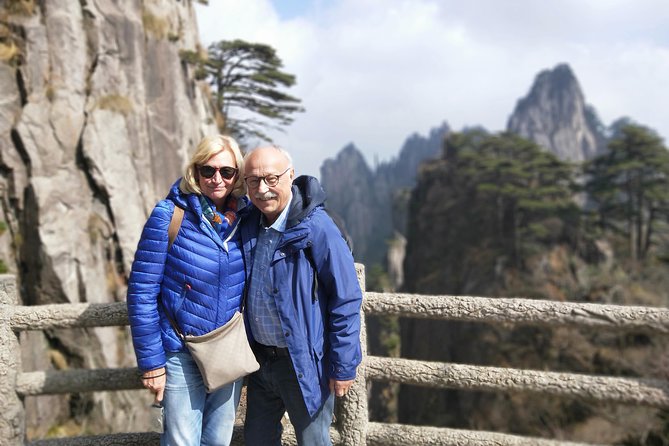 1-Day Mt. Huangshan Tour with Optional Hongcun & Xidi Village - The guided Huangshan route: White Goose to Lion Peak