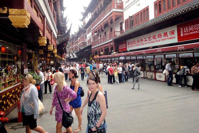 1-Day Private Shanghai City Tour to See Its Past, Present and Future - Yu Garden (Yuyuan): classical garden details that slow you down