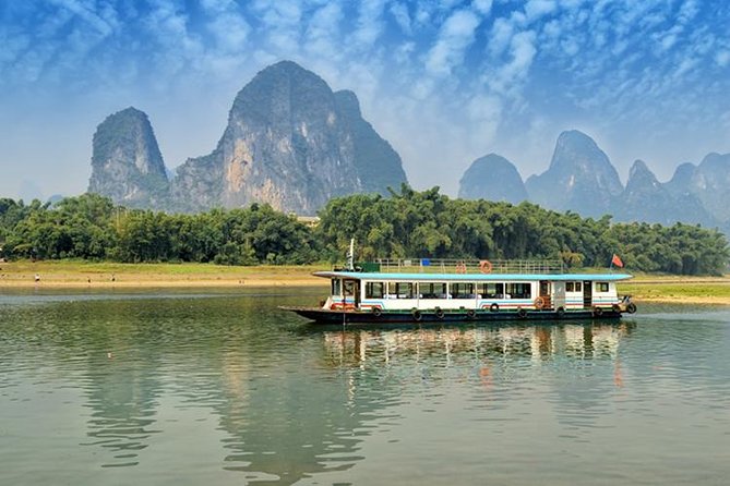 1 Day Private Tour: Li River Cruise from Guilin & Yangshuo Biking - Yangshuo Around West Street: A Three-Hour Wandering Window