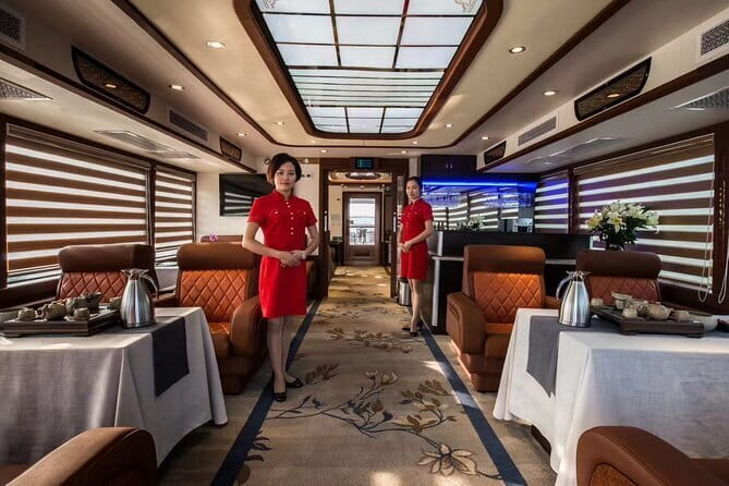 1-Day tour of Guilin-LiRiver cruise-Yangshuo Xianggong hill - Morning Plan: Pickup, Dock Drive, and Getting Onboard