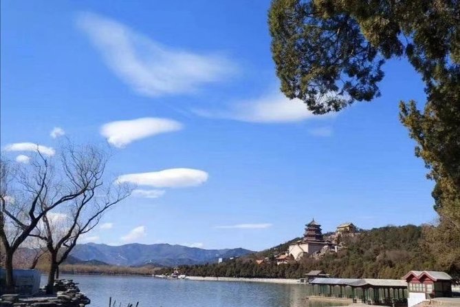 2-Day Beijing VIP private tour Forbidden City,Mutianyu Great Wall - Door-to-door pickup in an A/C car: the real comfort upgrade