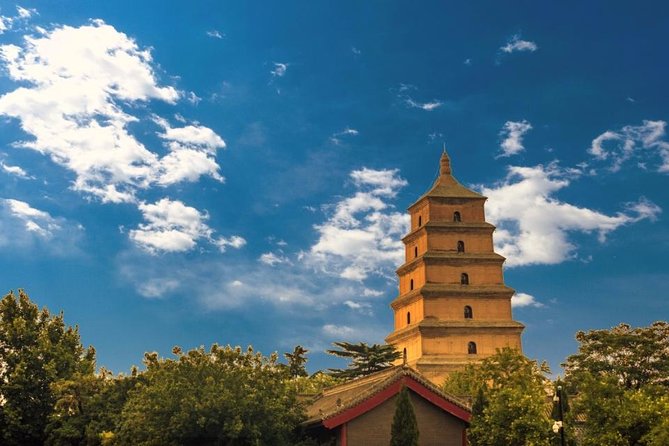 2-Day Highlights Xi'an Private Tour Combo Package: Terracotta Warriors and City Sightseeing - Price and Value: $239.98 Per Person for Two Days of Tickets and Transport