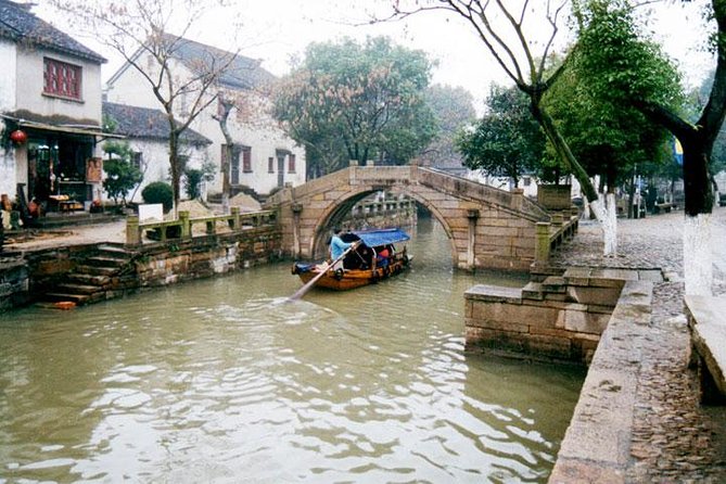 2-Day Private Hangzhou Tour from Shanghai - Shanghai-to-Hangzhou in Two Days: How the Route Feels