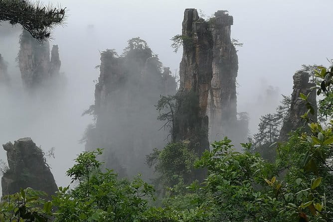 2 Day Private Tour of Zhangjiajie Highlights with Skip The Line - Skip-the-line VIP lines and the ticket fee question you must clarify