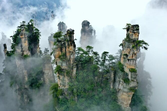 2 Day Private Tour of Zhangjiajie Highlights with Skip The Line - Who should book this private 2-day highlights tour?