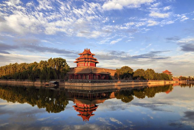 2-Day Private VIP Sightseeing Tour of Beijing City Highlights and Great Wall - The lunch strategy: Lost Heaven and Bai Jia Da Yuan