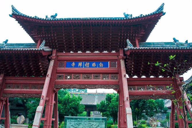 2-Days Xi'an Private Tour with night tour - Bell Tower Climb and Downtown Xi’an: A City You Can Feel