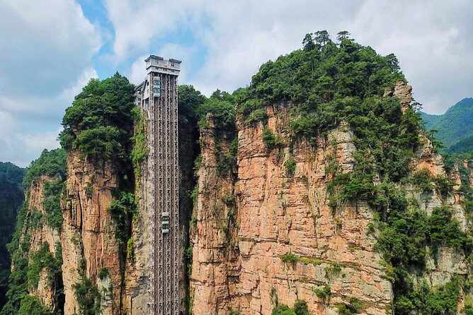 3-Day "A Bite" Of Mysterious West Hunan Tour (Zhangjiajie+Fenghuang) - Day 1 in Zhangjiajie: UNESCO Peaks, Fast Access, and Avatar-Style Views