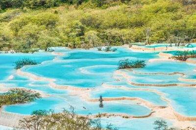 3 Day Private Tour to Jiuzhai Valley and Huanglong - Day 2: Jiuzhaigou Natural Reserve and the crowd-smart plan