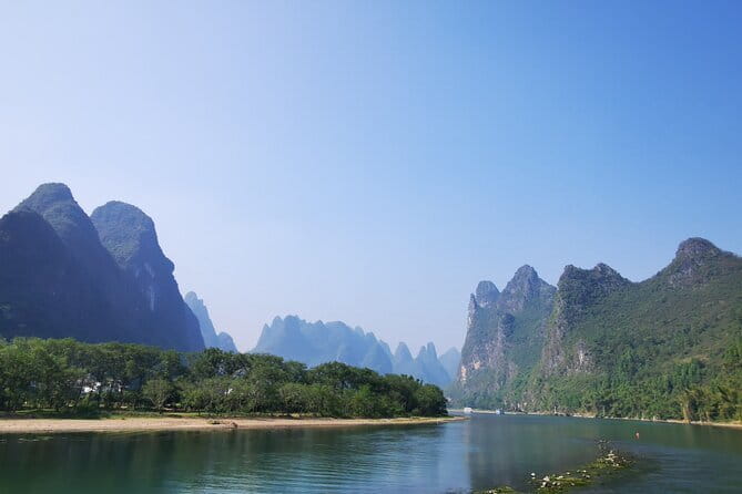 3 Days Private Luxury Guilin Highlights Tour - Xianggong Mountain: A Short Hike, Big Iconic Views