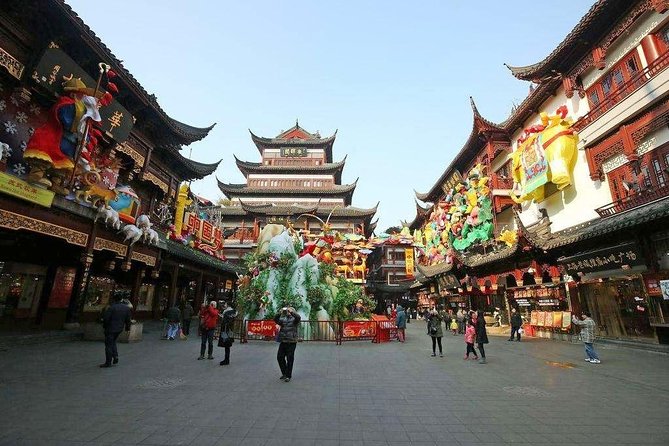 3-Hour Shanghai Yu Garden &Old Town Private Tour with Tea Tasting - Price and timing: $80.80 isn’t cheap, but it can be good value