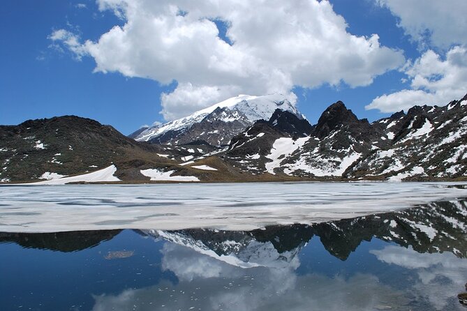 4 Days Haba Snow Mountain Climbing Tour (Lijiang-Shangri-La) - Haba Village: gear prep, acclimatization time, and the Naxi village feel