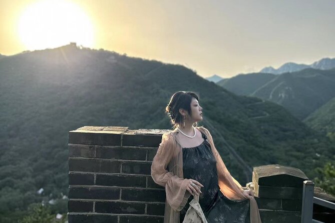4-Hour Huanghuacheng Great Wall Sunset Tour with Airport Transfer - Getting there from Beijing Capital: a layover-friendly plan