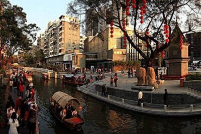 4-Hour Private Flexible Guangzhou City Tour with Dim-Sum Option - First meet, then set the pace with your local English guide