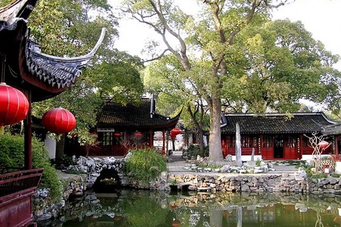 4-Hour Private Shanghai City Tour with Old and New Highlights - How a private half-day tour actually helps in Shanghai
