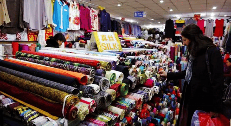 4-Hour Private Shanghai Shopping Tour with Local Expert - Optional Detours: Nanjing Road and Food Recommendations