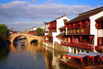 4-Hour Qibao Ancient Water Town Private Tour with Metro Experience - From your downtown hotel to Qibao by metro, without the guesswork