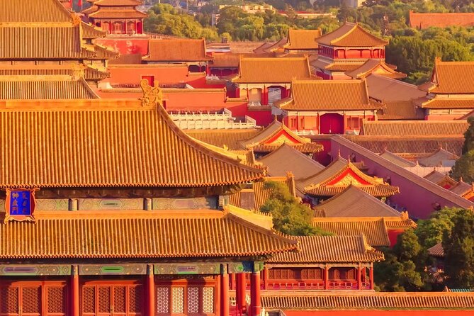 4 hrs Beijing Forbidden City Tour with Lunch or acrobatic Show - Jingshan Park and Hill: the view that makes the whole palace complex click