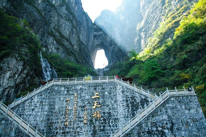 5-Day Private Zhangjiajie Panoramic Sightseeing Tour - Day 4: Cable Car to Huangshi Village and the Golden Whip Brook Stream Walk