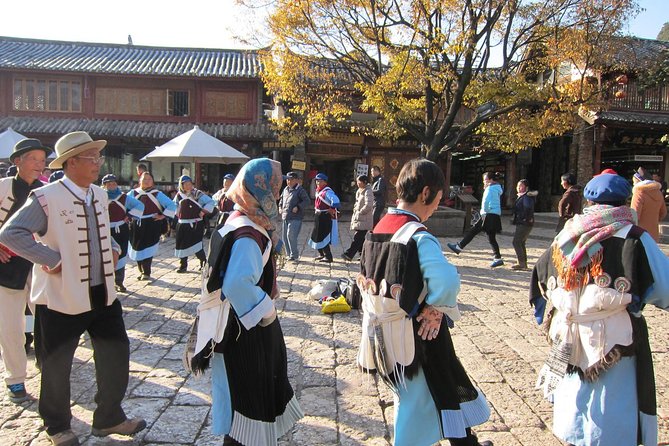 8-Day Private Yunnan Tour to Kunming, Dali, Lijiang and Shangri-La - Xizhou Bai traditional houses to Lijiang Old Town nights
