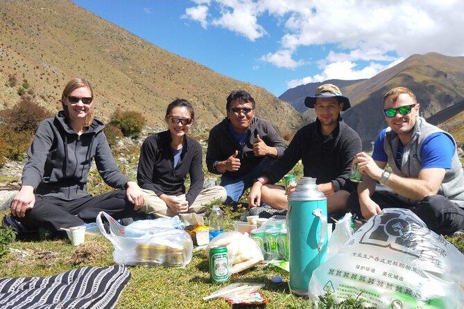 8 Days Lhasa Gyantse Shigatse Mt Everest Group Tour - Altitude and Comfort: How the Schedule Tries to Keep You Okay