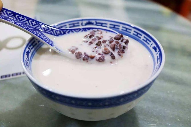 Afternoon Tea and Dessert Tour on the Huaihai Road in Shanghai - Cantonese cold desserts: where the afternoon cools down