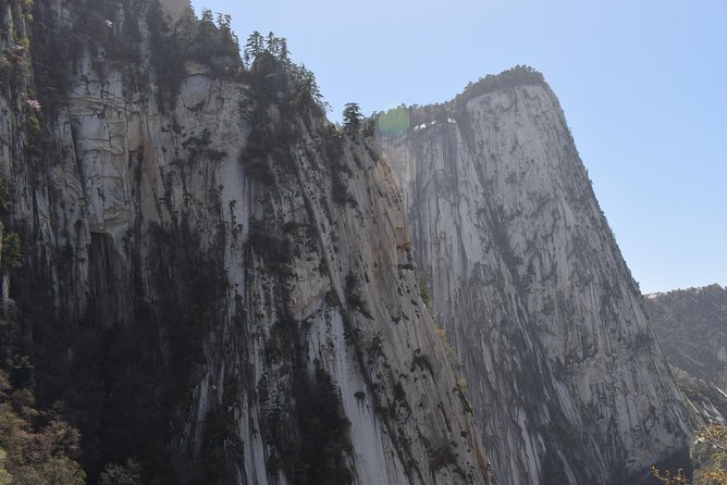 All Inclusive Day Tour to Mt. Huashan & Terra Cotta Army Museum - Price and logistics: what $317.95 is really buying
