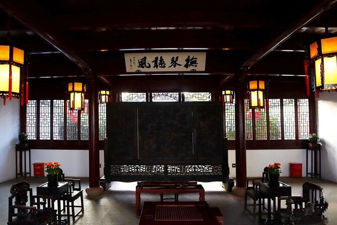 All-inclusive Half-day Private Tour To Zhujiajiao Water Town - Bill’s guide style: story, patience, and a human touch