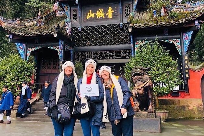 All-Inclusive Private Day Tour of Mount Qingcheng and Dujiangyan - Price and logistics: what $229 buys you (and why it can be fair)