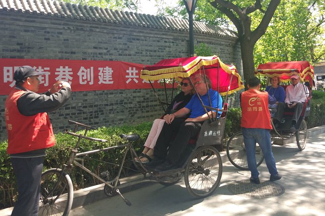 All-inclusive Private Day Trip: Hutongs, Lama Temple & Panda House with Lunch - Panda House at Xicheng District: breakfast pandas without the scramble