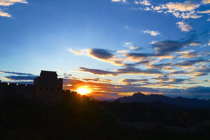 All inclusive Private Sunset Walking Tour at Jinshanling Great Wall from Beijing - Why Jinshanling Sunset Works So Well for Great Wall Photos
