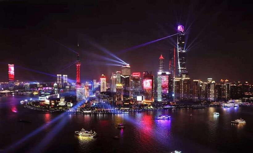 Amazing Shanghai Night Lights:River Cruise &Private Transfer - Downtown pickup, no guesswork on a night schedule
