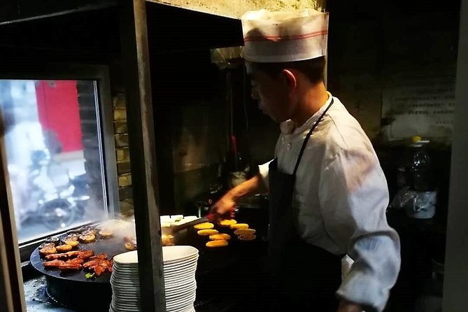 Authentic Old Beijing Hutong Food and Beer Private Tour - Shichahai Hutongs: Why This Start Point Works