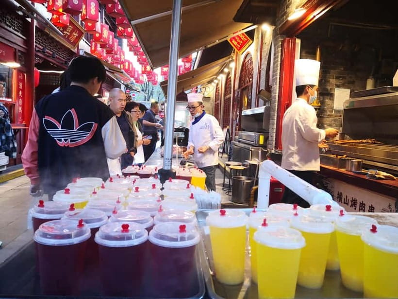 Authentic Old Xi'an Back Alley Food Tour - Muslim quarter routing: street food with respectful options