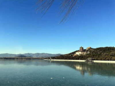 Beijing: 2-Day private Tour with Great wall& Forbidden city - Hutong life and local lunch: the human-scale Beijing you came for