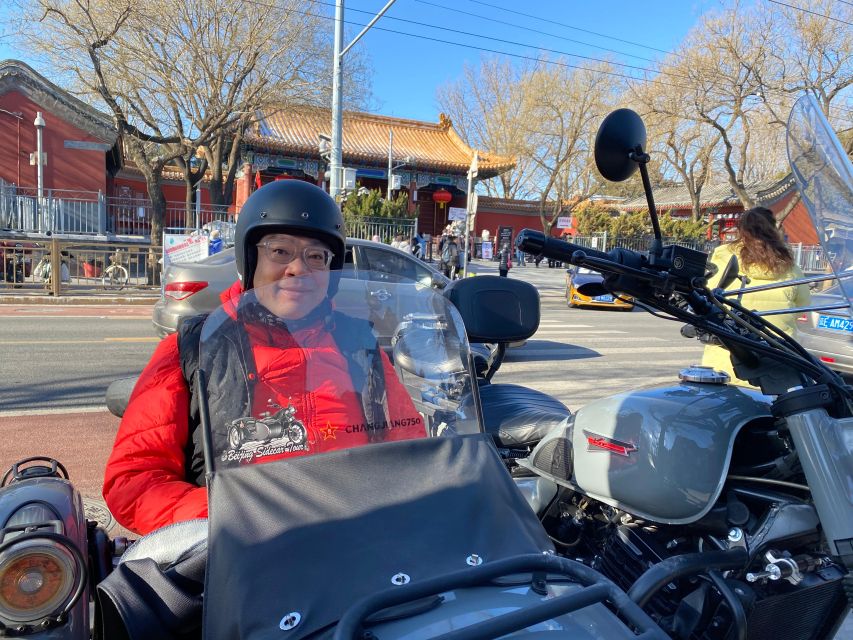 Beijing: 4 hours Discover City by Sidecar - Houhai: quick context without losing momentum