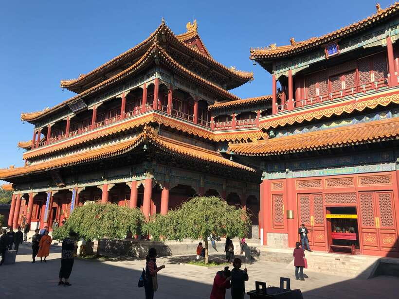 Beijing: All-Inclusive 3-Day Private Tour of Must-See Sights - Day 2: Great Wall pick Mutianyu or Badaling, then Bird’s Nest and Hutongs