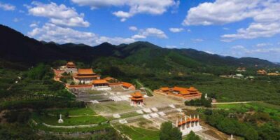 Beijing: Badaling Great Wall VIP Pass w/Optional Attractions - From your hotel to Badaling: pickup, drive time, and the cable car shortcut