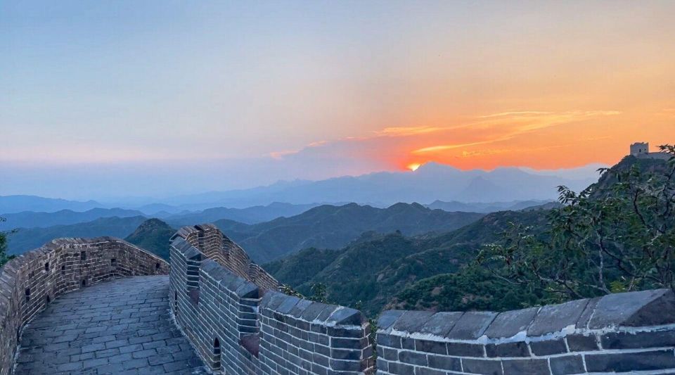 Beijing: Best Great Wall Sunset Tour - Simatai Great Wall: variety after Jinshanling