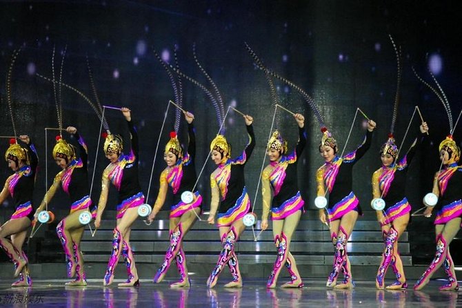 Beijing Evening Acrobatic Show in Red Theater + Private Transfer - Hotel pickup and private transfer: less stress, better timing