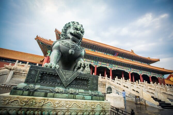 Beijing Forbidden City Small Group Tour with Tickets - Small group comfort: max 15, plus headsets when the group grows