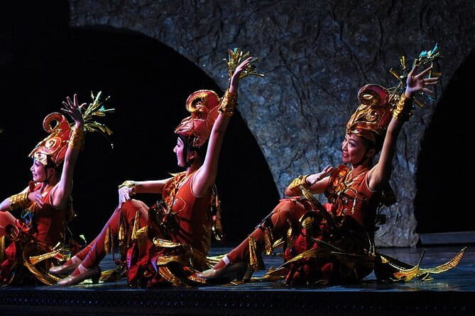 Beijing Golden Mask Dynasty Show Discount Tickets - Inside the OCT Theatre: how the staging, sound, and water work