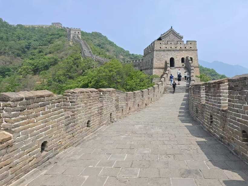 Beijing: Great Wall & City Highlights Private Layover Tour - Your guide makes (or breaks) a layover day