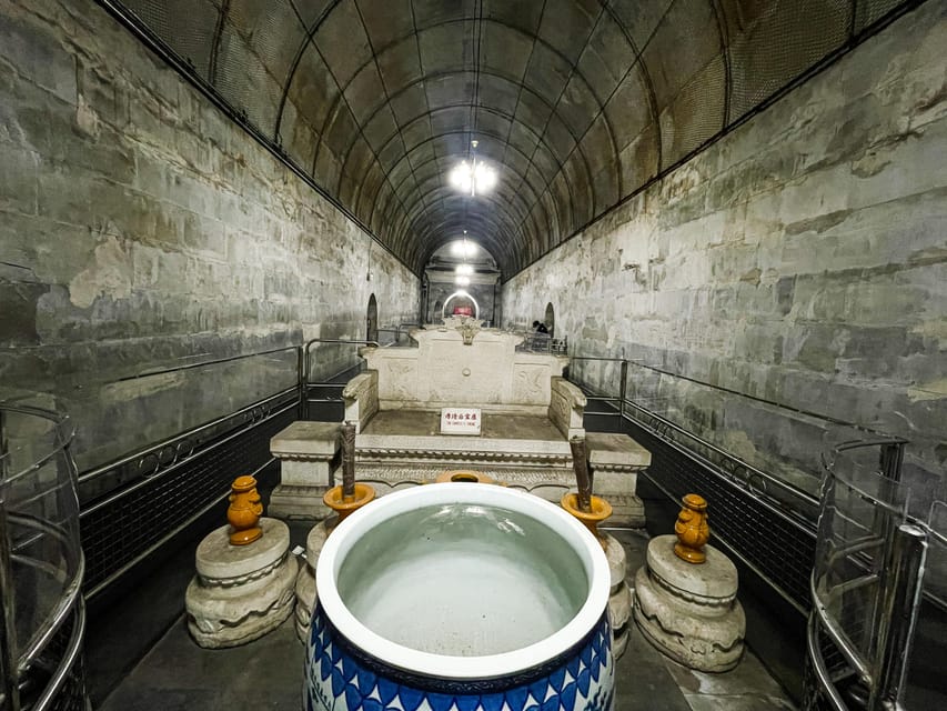 Beijing: Great Wall of China and Ming Tomb Private Tour - Ming Tomb Choice: Changling vs Dingling (Pick Based on Your Style)