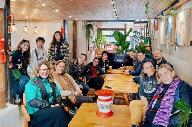 Beijing Historic City Guided Walking Tour + Calligraphy Creation - What a 3.5-hour Beijing walking tour really means