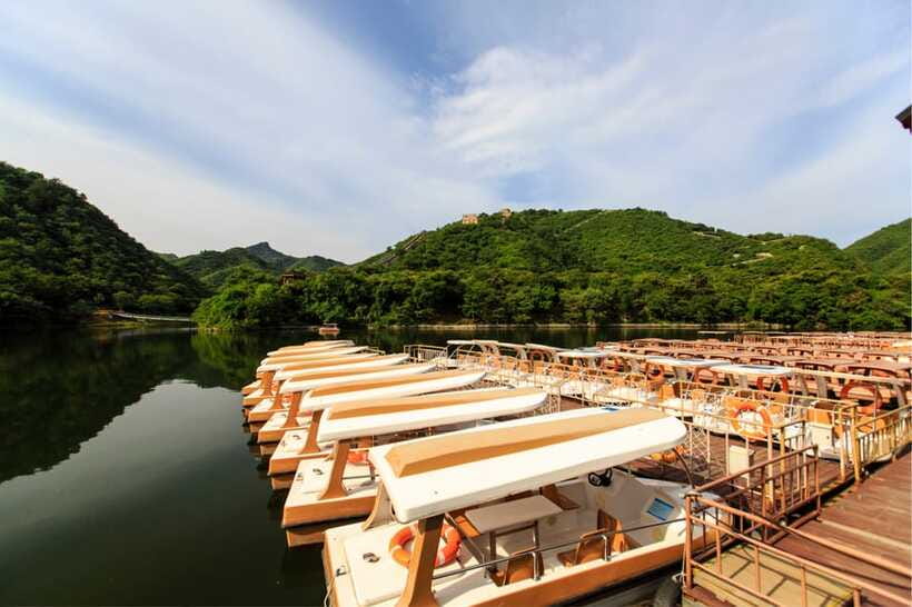 Beijing: Huanghuacheng Lakeside Great Wall Bus/Private Tour - Price and Value: Is $37 a Good Deal?