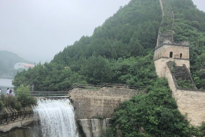 Beijing: Huanghuacheng Lakeside Great Wall Private Tour - The 3-hour hike at Water Great Wall: How to plan your walking day